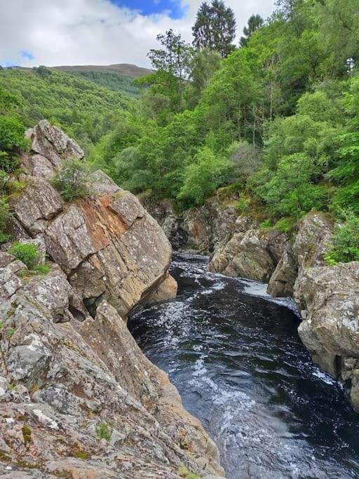 Riverside Lodge In Killiecrankie Bridge of Tilt エクステリア 写真