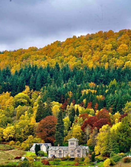 Riverside Lodge In Killiecrankie Bridge of Tilt エクステリア 写真